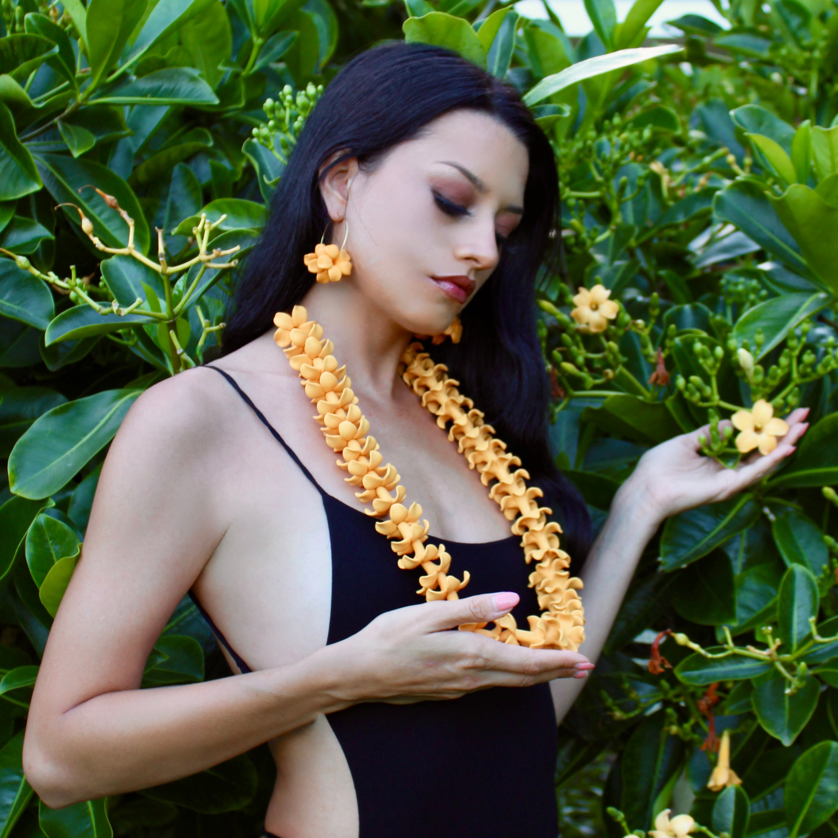 Puakenikeni Forever Lei