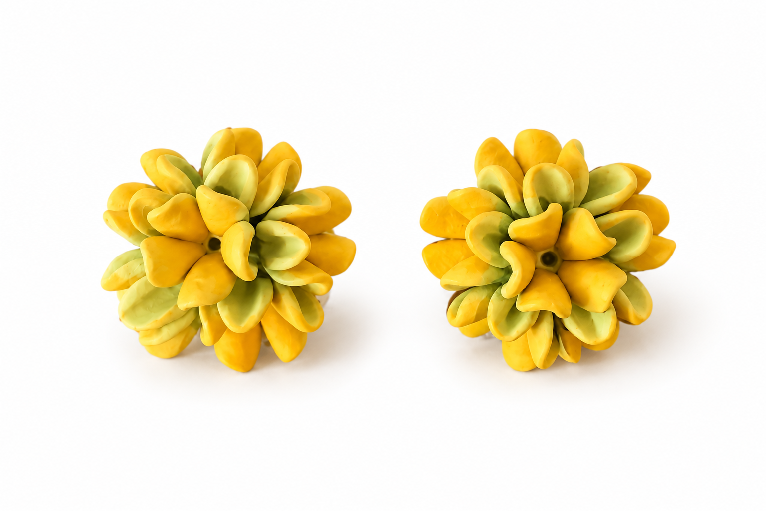 Pakalana Cluster Stud